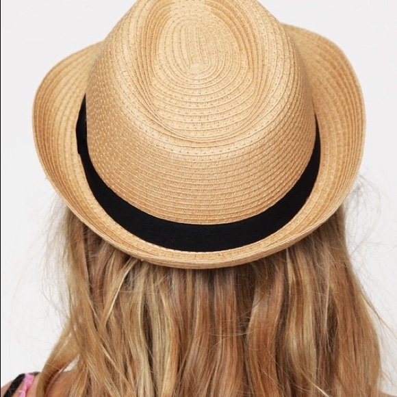 ❣️1 LEFT Classic Fedora w/Black Ribbon Accent - Picture 2 of 3